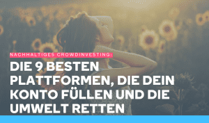 Frau genießt die Sonne in einem Sonnenblumenfeld