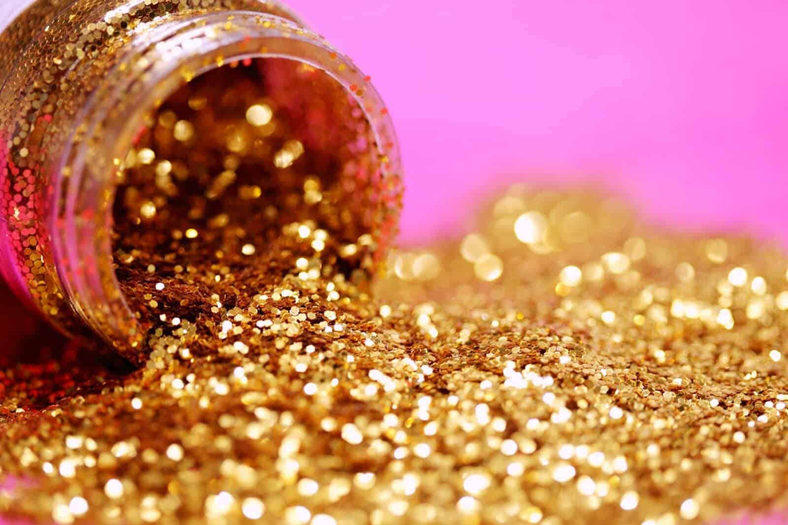 Welche Risiken verbergen sich hinter Gold-ETCs und Gold-ETFs? Sinnvoll geschützt vor Inflation? Anlegen in Gold-ETF: Sinnvoll oder überschätztes Investment? 
