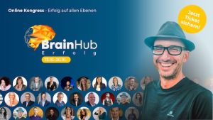 Brainhub – Online-Training – eine Gruppe von Menschen mit Hüten und Hüten.
