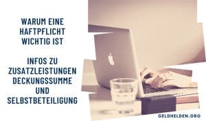 Eine Frau tippt auf einem Laptop und recherchiert Informationen über die Bedeutung von Haftpflichtversicherungsschutz und Selbstbehalten. Ihr besonderes Interesse gilt den darin enthaltenen Zusatzleistungen und Zusatzleistungen